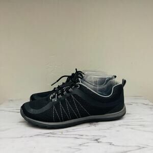 Zibu Deedra Black Sneakers Women’s Size 7.5